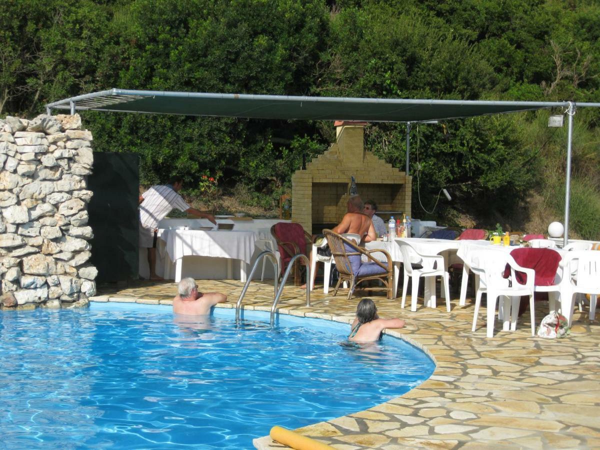Angela Apartments Pool Gardens And Sea Views Άγιος Στέφανος Εξωτερικό φωτογραφία